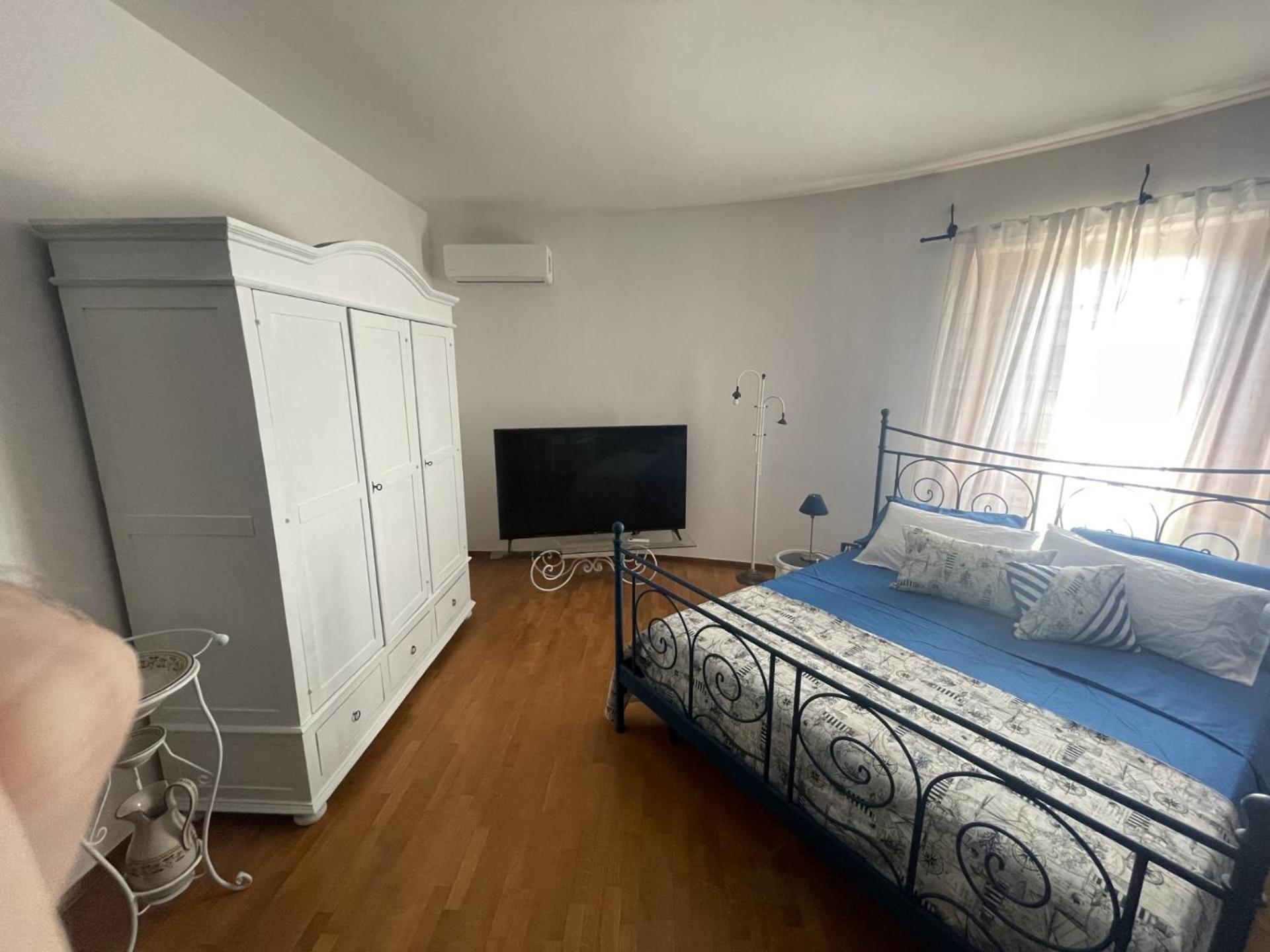 Domus Parva - Villa Con Bio-Piscina, Spa Privata E Appartamenti Panoramici Bacoli Dış mekan fotoğraf